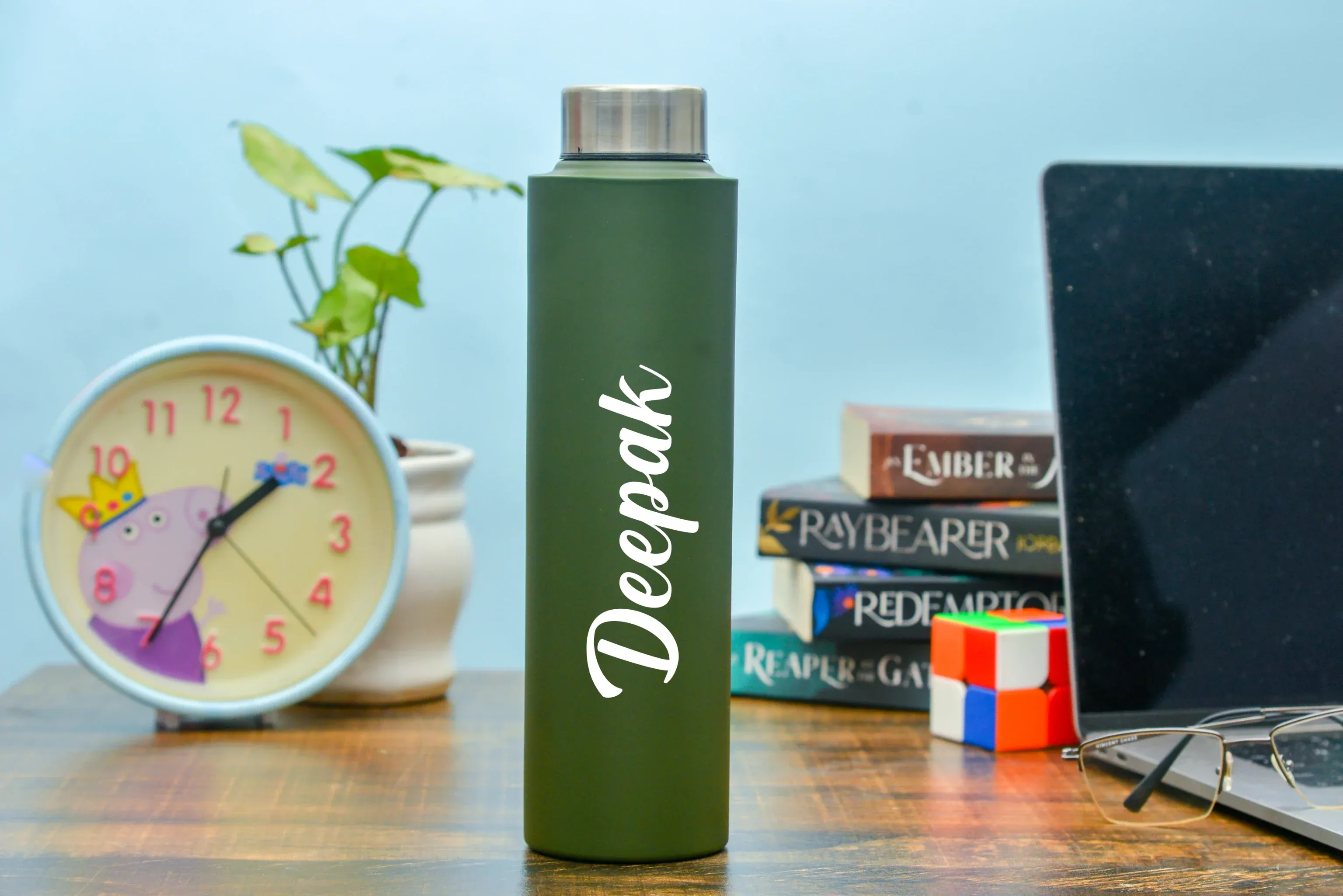 Classy Executive Diary   Classic Metal Pen   Classy Leather Metal Keychain   Classy Card Holder   Classic Smart Bottle    Stainless Steel Mug - Green